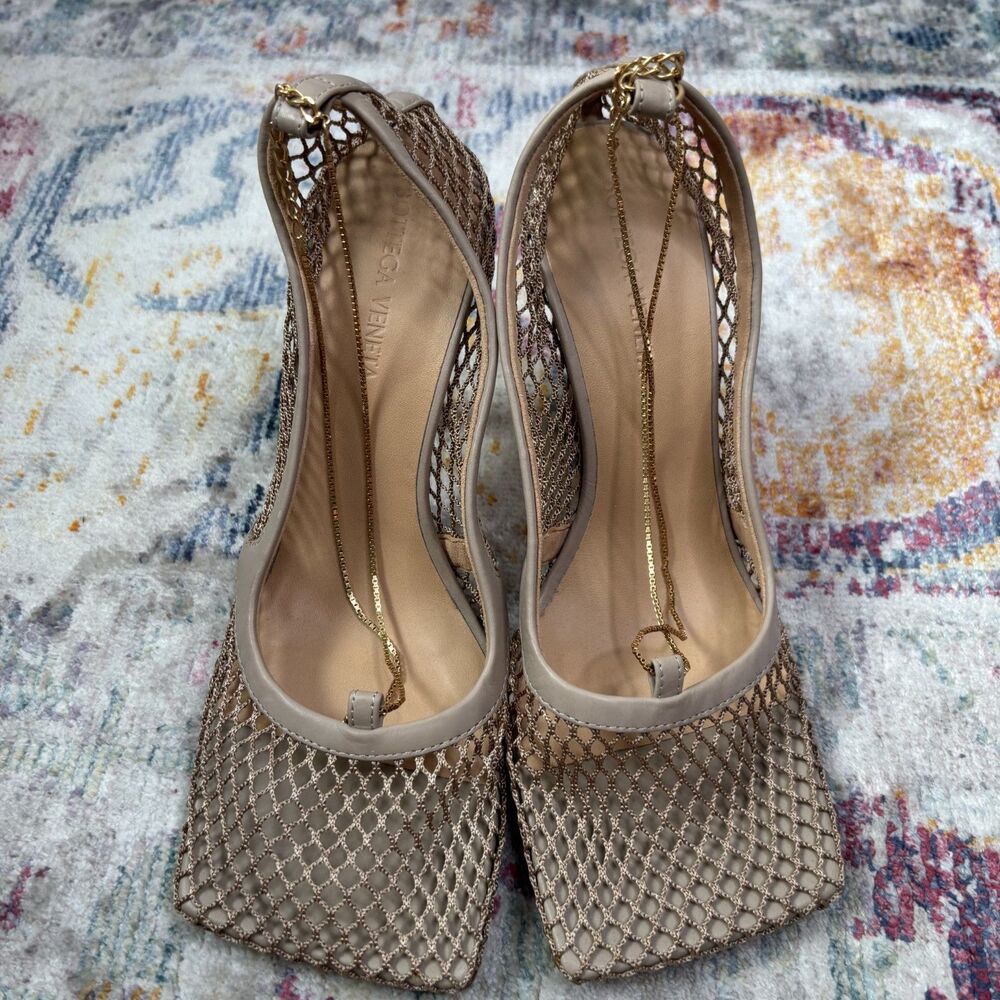 Bottega Veneta Stretch Mesh Pumps - Picture 5 of 8